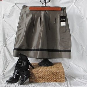Kensie Silk Pleat Pocket Mini Skirt Gray 4 Small
